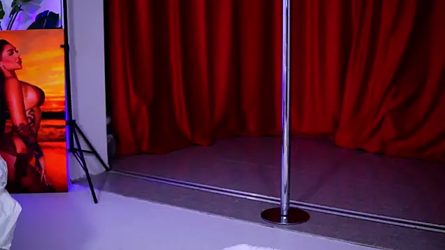 NatyDesiree online show from 12-03-25, 05:04