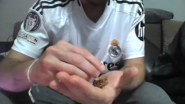 Cipotaz0 online show from 01-03-25, 08:32