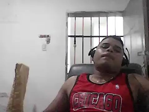 SaucyAffair0 online show from 03-08-25, 11:18