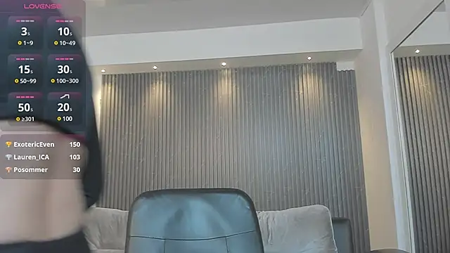 paulina sweett  online show from 01-29-25, 05:56