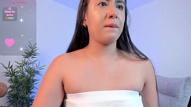 paulina sweett  online show from 03-07-25, 12:56