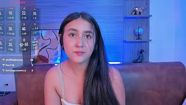 paulina sweett  online show from 03-20-25, 06:42