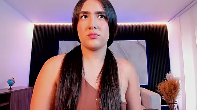 paulina sweett  online show from 03-26-26, 12:22