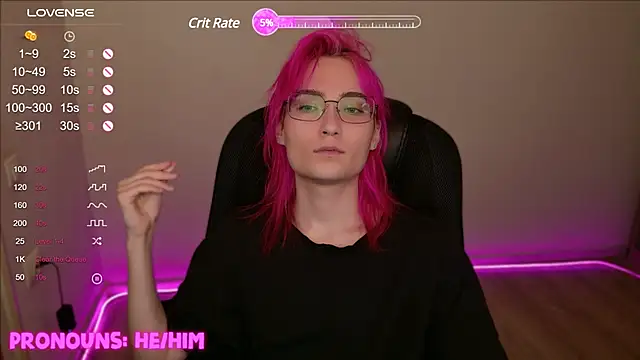 Snapshot of CuteYukiKun chatting on 12-14-24, 08:40 CuteYukiKun online show from 12-14-24, 08:40