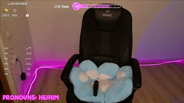 Snapshot of CuteYukiKun chatting on 01-01-25, 11:40 CuteYukiKun online show from 01-01-25, 11:40