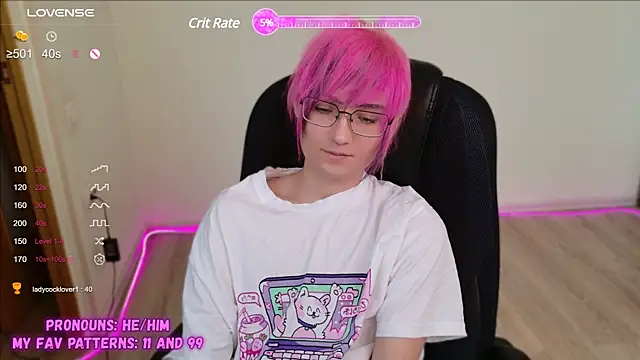 Snapshot of CuteYukiKun chatting on 01-25-25, 08:00 CuteYukiKun online show from 01-25-25, 08:00