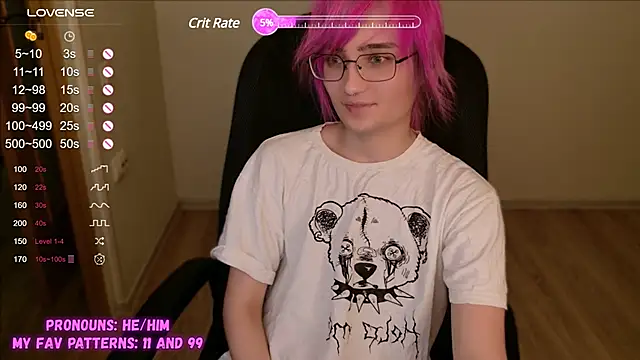 Snapshot of CuteYukiKun chatting on 02-07-25, 10:09 CuteYukiKun online show from 02-07-25, 10:09