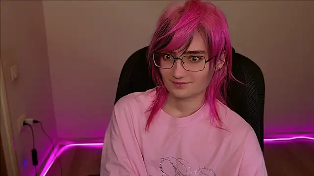 Snapshot of CuteYukiKun chatting on 03-02-25, 12:09 CuteYukiKun online show from 03-02-25, 12:09