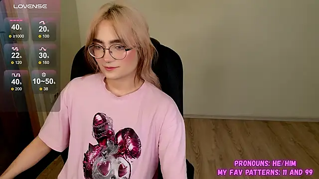 Snapshot of CuteYukiKun chatting on 09-27-25, 09:09 CuteYukiKun online show from 09-27-25, 09:09