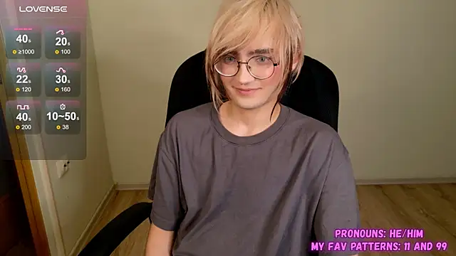 Snapshot of CuteYukiKun chatting on 10-03-25, 09:23 CuteYukiKun online show from 10-03-25, 09:23