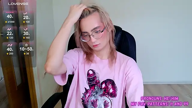 Snapshot of CuteYukiKun chatting on 10-09-25, 07:06 CuteYukiKun online show from 10-09-25, 07:06