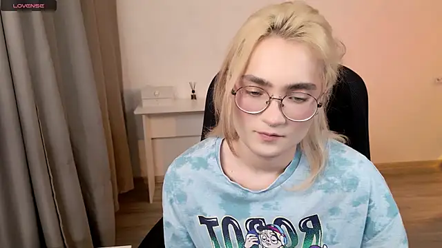 CuteYukiKun online show from 03-15-26, 07:20