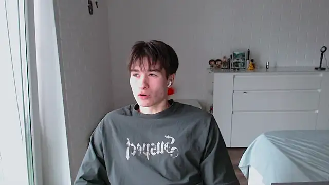 MarkusDean online show from 12-05-25, 05:49