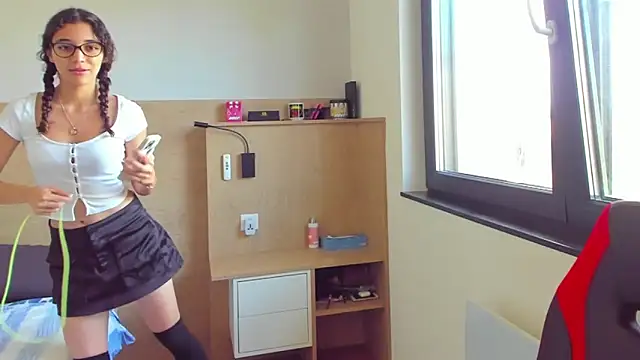 Snapshot of uniquerossie chatting on 10-07-25, 01:19 uniquerossie online show from 10-07-25, 01:19