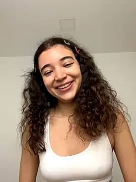 Snapshot of uniquerossie chatting on 12-01-25, 08:52 uniquerossie online show from 12-01-25, 08:52