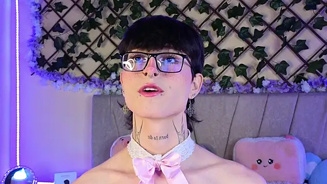 Baby Xian online show from 12-05-24, 05:04