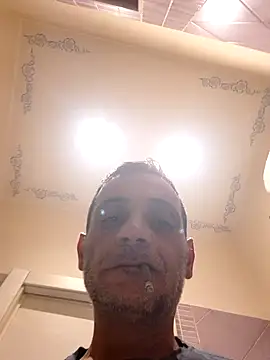 Snapshot of Ago991 chatting on 09-11-25, 08:31 Ago991 online show from 09-11-25, 08:31