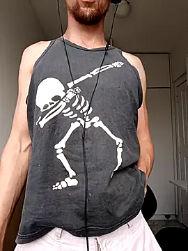 Kaue007 online show from 09-29-25, 08:02