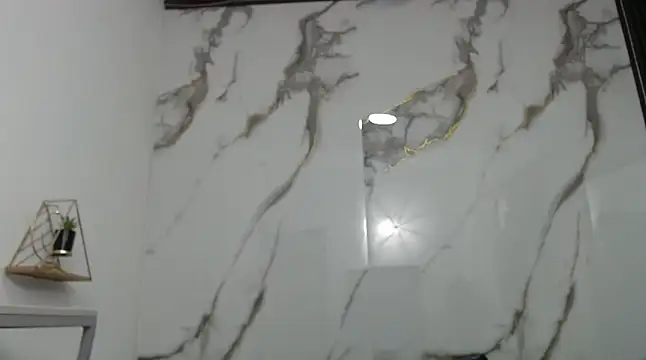 Lindsey8 online show from 04-22-26, 01:12