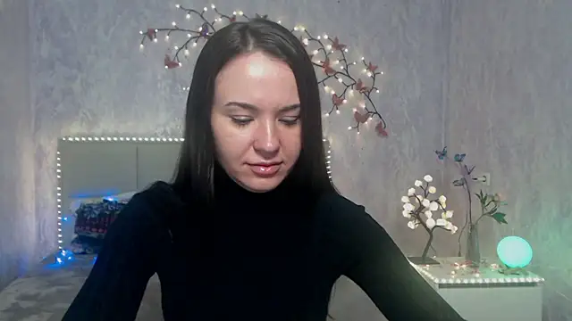 KaraCriegs online show from 03-26-26, 06:24