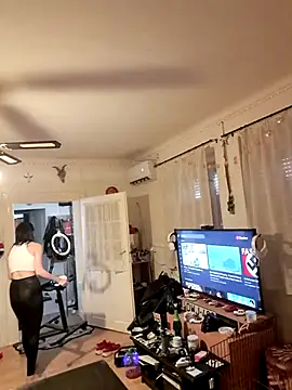 Snapshot of An_g_elly chatting on 03-01-25, 02:44 An g elly online show from 03-01-25, 02:44