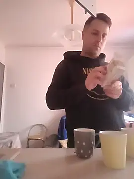 LucianM6 online show from 11-24-25, 06:35