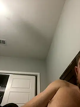 Snapshot of caliguy37 chatting on 11-15-25, 05:27 caliguy37 online show from 11-15-25, 05:27