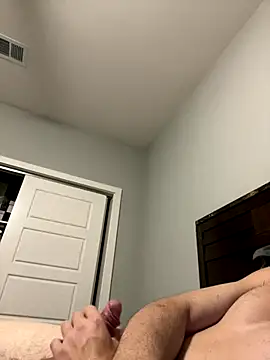 Snapshot of caliguy37 chatting on 11-26-25, 03:40 caliguy37 online show from 11-26-25, 03:40