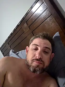 Snapshot of caliguy37 chatting on 04-04-26, 04:33 caliguy37 online show from 04-04-26, 04:33