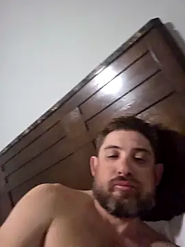 Snapshot of caliguy37 chatting on 04-07-26, 03:40 caliguy37 online show from 04-07-26, 03:40