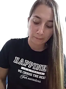 Iris love18 online show from 11-18-25, 08:46