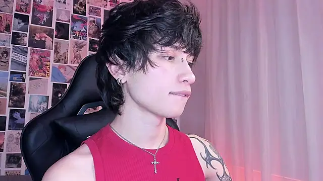 Snapshot of liamelf chatting on 01-05-25, 06:13 liamelf online show from 01-05-25, 06:13