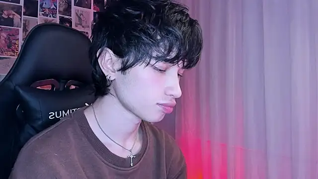 Snapshot of liamelf chatting on 01-28-25, 09:30 liamelf online show from 01-28-25, 09:30