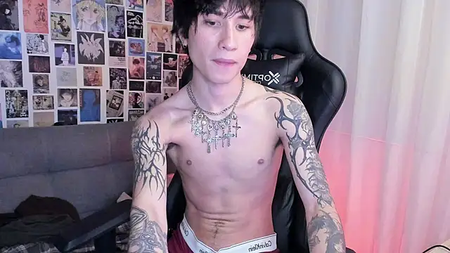 Snapshot of liamelf chatting on 03-05-25, 07:27 liamelf online show from 03-05-25, 07:27