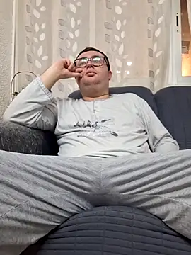 Javier bear online show from 03-20-26, 10:25