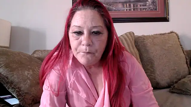 Snapshot of LexxiLeeds chatting on 10-11-25, 07:23 LexxiLeeds online show from 10-11-25, 07:23