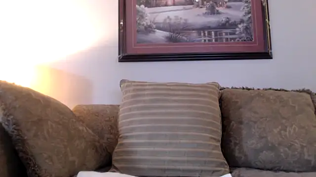 LexxiLeeds online show from 11-03-25, 05:14