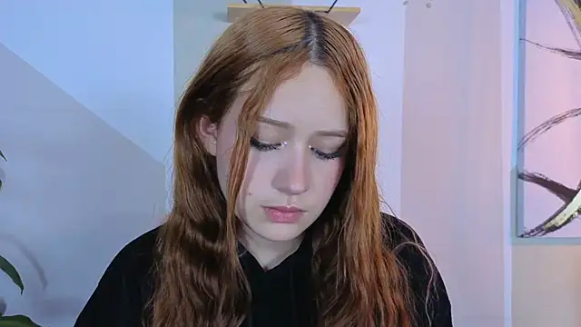 Snapshot of mailin18 chatting on 09-30-25, 10:04 mailin18 online show from 09-30-25, 10:04