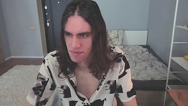 mollymila online show from 04-12-26, 08:30