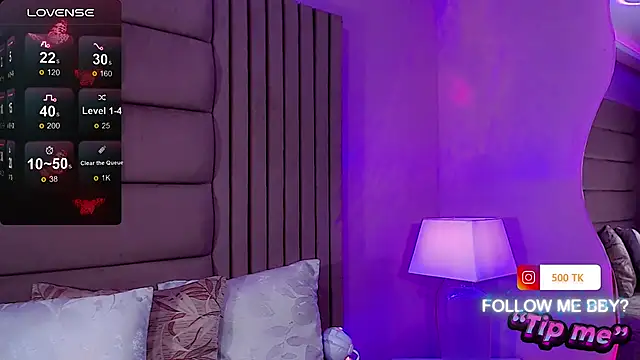 kimMaddiee online show from 12-22-24, 08:47