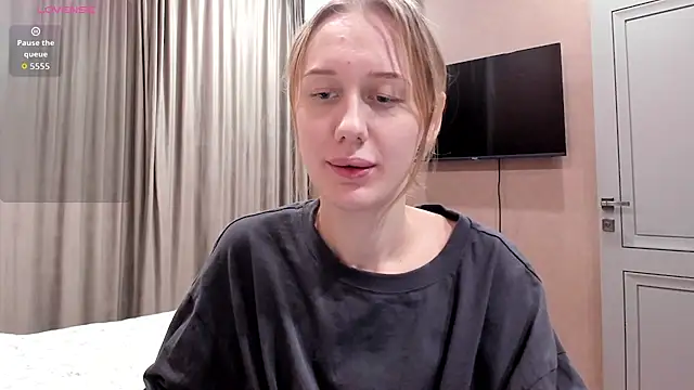 Mika Ray online show from 12-13-25, 11:21