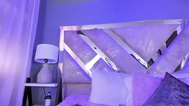 victoria cooper3 online show from 03-14-25, 01:35