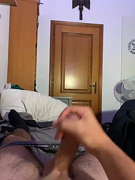 Snapshot of Edoboccia chatting on 09-22-25, 02:02 Edoboccia online show from 09-22-25, 02:02
