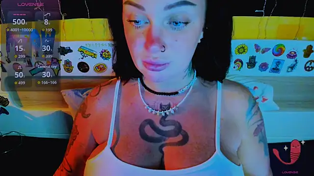 Snapshot of EllieOz chatting on 12-03-25, 03:54 EllieOz online show from 12-03-25, 03:54