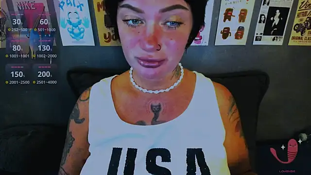 EllieOz online show from 05-27-26, 04:26