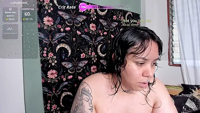 Marinnett11 online show from 09-12-25, 03:23