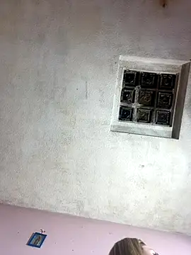 hazisabel online show from 11-28-25, 03:20