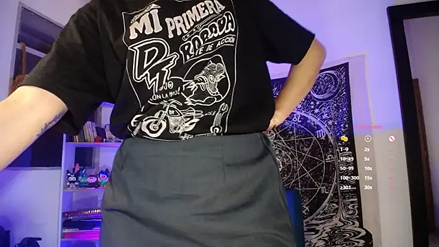 ela 0 online show from 04-24-26, 03:53