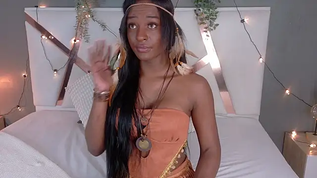 Snapshot of nahomi_campbell chatting on 10-31-25, 05:25 nahomi campbell online show from 10-31-25, 05:25