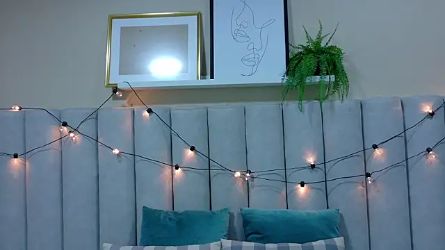 Snapshot of nahomi_campbell chatting on 11-20-25, 07:24 nahomi campbell online show from 11-20-25, 07:24